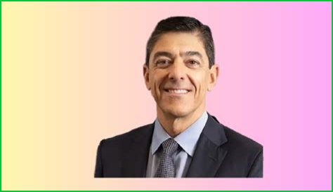 Gustavo Arnal Net Worth 2024